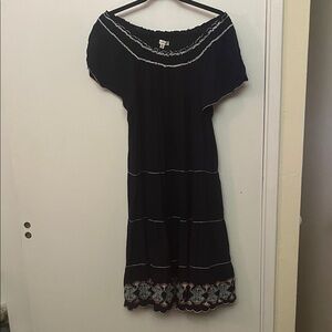 Max Studio Black Embroidered Maxi Dress 2X